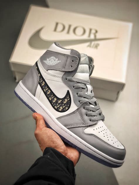 tenis air dior precio|Dior shoes men high top.